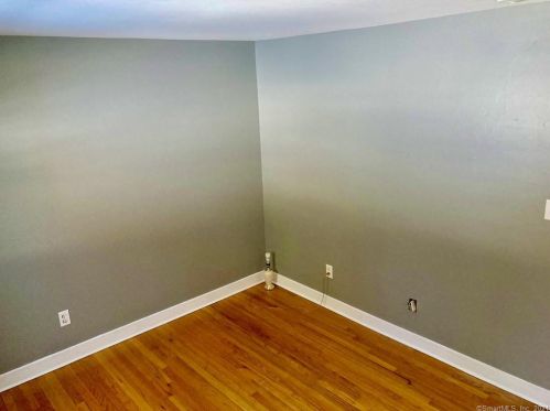 315 Litchfield Rd, Torrington CT 06791-2101 exterior