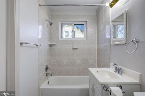 1707 Lansdowne Way, Silver Spring MD 20910-1440 exterior