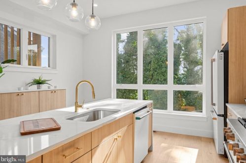 4315 Boone St, Philadelphia PA 19128-5003 exterior