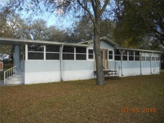 8314 Cindy Dr, Zephyrhills, FL 33540-7736
