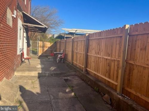 2113 28 St, Philadelphia PA 19145-2522 exterior