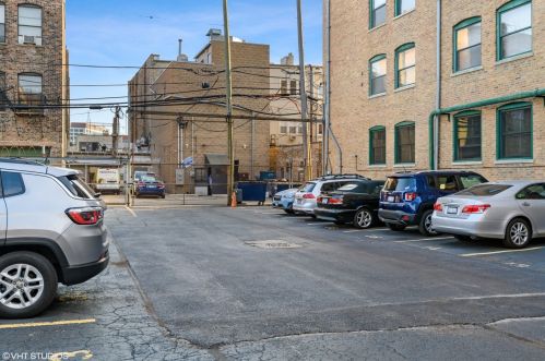 515 Noble St, Chicago IL  60642-6117 exterior