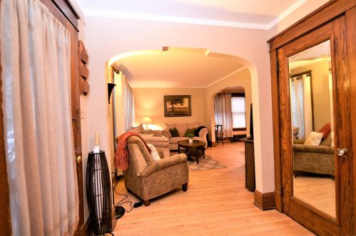 510 70th St, Milwaukee, WI 53213-3852