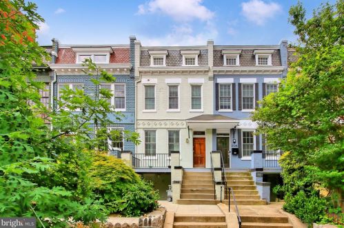 2124 O St, Washington DC  20037-1007 exterior