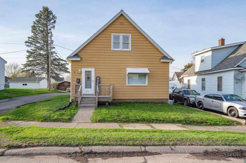 609 2nd St, Duluth, MN 55805-2011