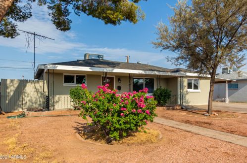 8507 31st Ave, Phoenix, AZ 85051-3905