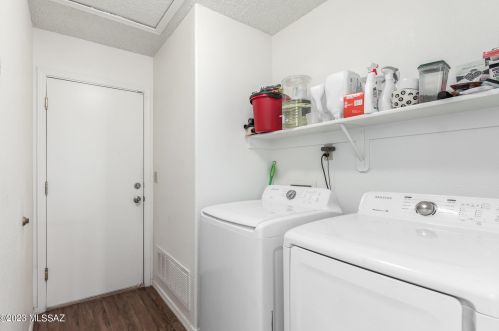 8845 Apple Tree Dr, Tucson AZ  85730-4660 exterior