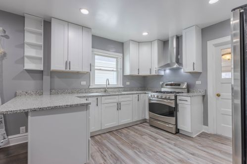 1228 19 Ave, Broadview IL 60153-1722 exterior