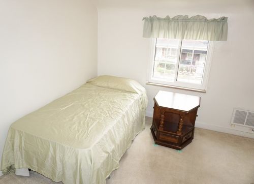 7277 Mcclure Ave, Pittsburgh PA 15218-2307 exterior