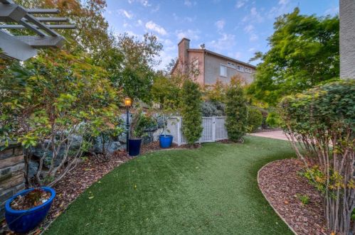 1380 Souza Dr, Folsom CA  95762-7561 exterior