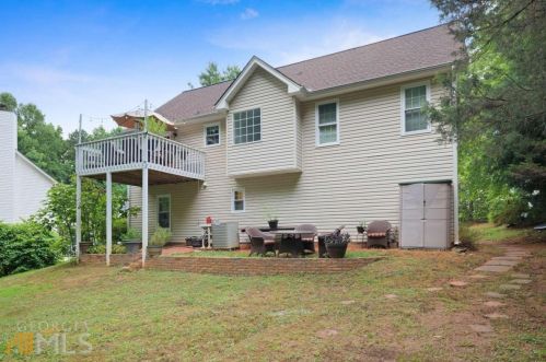 6071 Cane Xing Dr, Gainesville GA 30507-9537 exterior