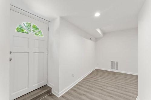 1922 Jacolyn Pl, Atlanta GA  30329-3316 exterior