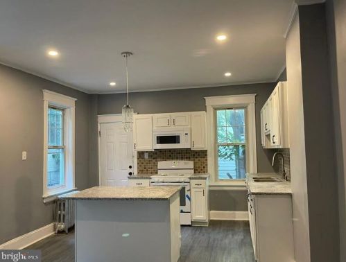 320 Dayton St, Trenton NJ  08610-6417 exterior