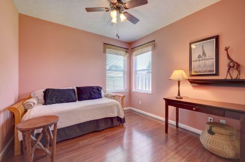 2885 Eagle Dr, Fort Pierce FL 34951-2374 exterior