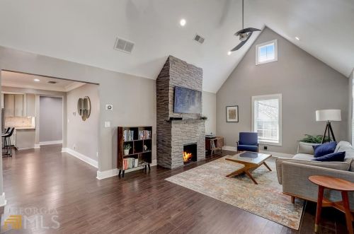 1206 Martin Luther King Jr Dr, Atlanta GA  30314-2502 exterior