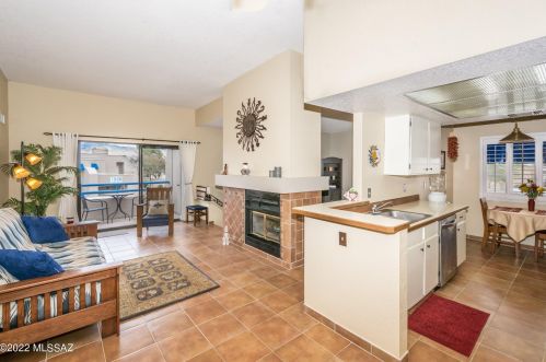 7932 Colette Cir, Tucson, AZ 85710-2487