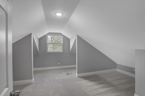 7351 Michigan Ave, Chicago IL 60619-5603 exterior