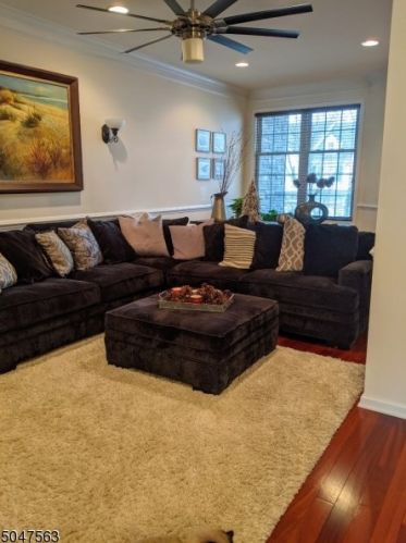 6 Tutbury Ct, Mount Olive, NJ 07828-2324