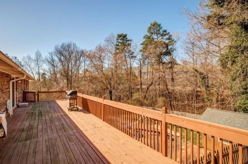 1854 Beechwood Blvd, Gainesville GA 30504-2606 exterior