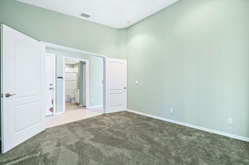 8602 Logia Cir, Boynton Beach FL 33472-7112 exterior