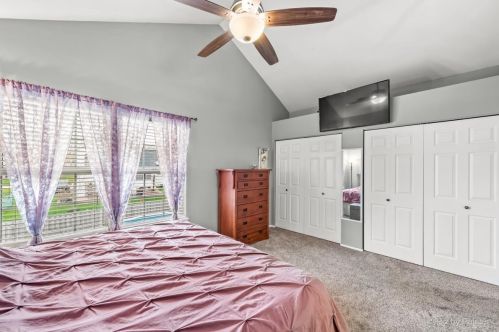 1772 Kennsington Ln, Bull Valley IL 60014-2047 exterior