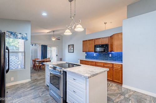 12245 41st Ave, Phoenix AZ 85029-2947 exterior