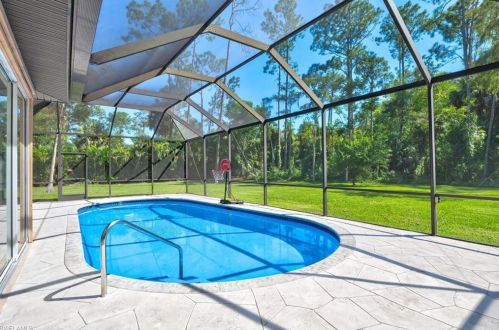 3690 27 Ave, Naples FL 34117-7131 exterior