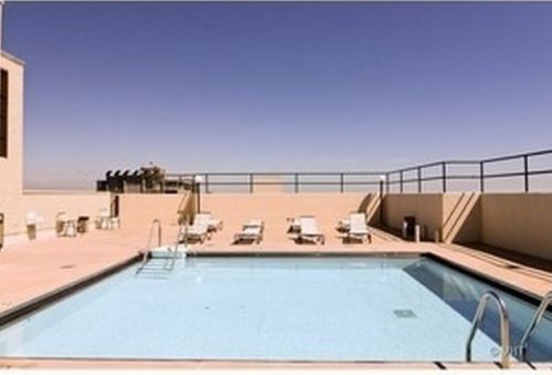 3150 Sheridan Rd, Chicago IL  60657-4811 exterior