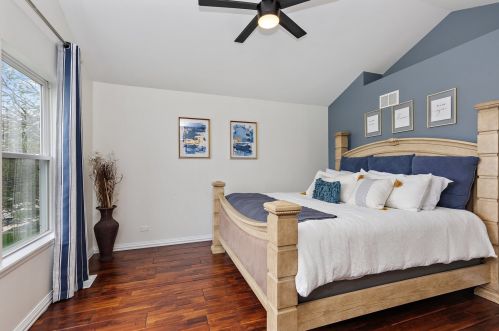 1682 Kennsington Ln, Bull Valley IL 60014-2047 exterior