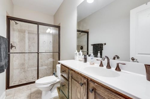 2337 Greenglade Rd, Atlanta GA 30345-3828 exterior