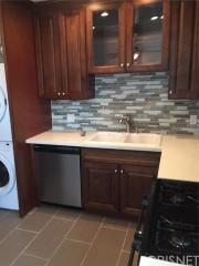 5482 Edgewood Pl, Los Angeles CA  90019-2801 exterior