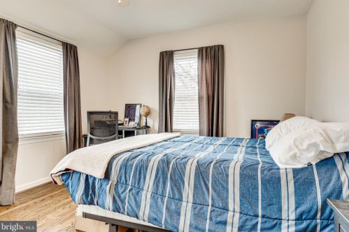 6002 Kings Hwy, Alexandria VA 22303-2219 exterior