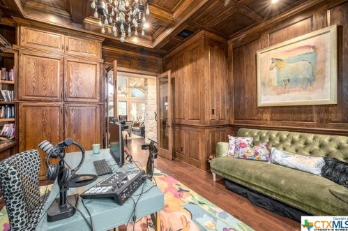 2763 Frontier, Spring Branch TX 78070-5949 exterior