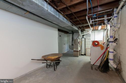 217 Church St, Blenheim NJ 08012-3907 exterior