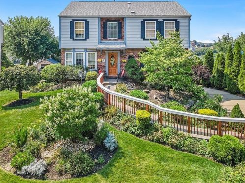 540 Cresthaven Dr, Pittsburgh, PA 15239-3608