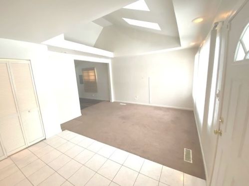 14741 Lincoln Ave, Dolton, IL 60419-2340