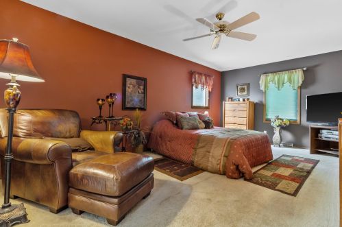 7451 99, Milwaukee WI 53227-3632 exterior