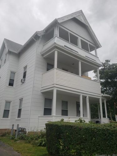 449 Stanley St, New Britain CT 06053-2440 exterior