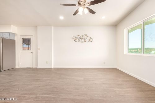 7002 10 St, Phoenix AZ 85086-0929 exterior