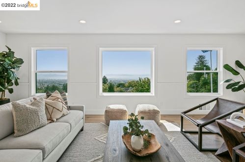 2710 Cedar St, Berkeley CA 94702-1345 exterior