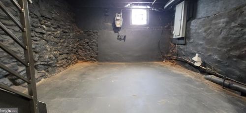 1922 Firth St, Philadelphia PA  19125-1305 exterior