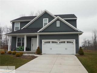 1126 Oakwood Dr, Dewitt, MI 48820-8330