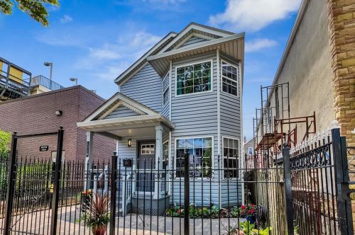 1719 17th St, Chicago IL  60608-1909 exterior