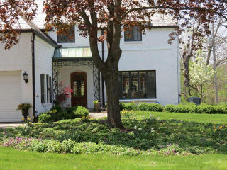 1067 Perry Ct, Milwaukee WI  exterior