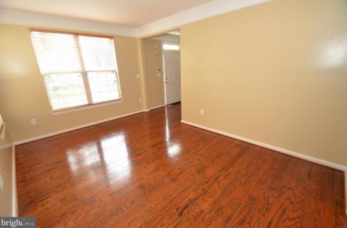 6358 Alderman Dr, Alexandria VA  22315-3731 exterior