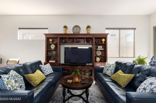 5073 Pinnacle Cove Dr, Tucson AZ  85749-7153 exterior