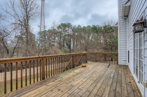 5006 Bright Hampton Dr, Atlanta GA 30339-1956 exterior