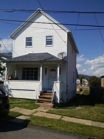 1818 Bundy St, Scranton PA  18508-1704 exterior