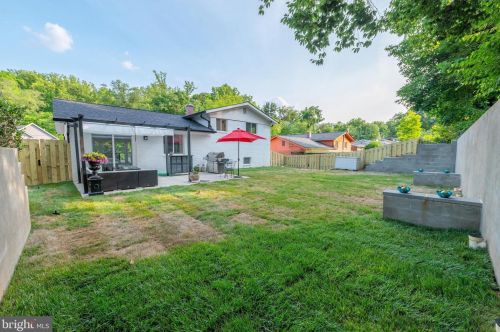 820 Malibu Dr, Silver Spring MD  20901-3648 exterior