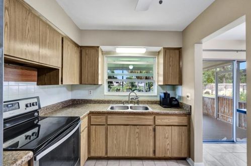 2285 41 Ter, Naples FL 34116-6517 exterior